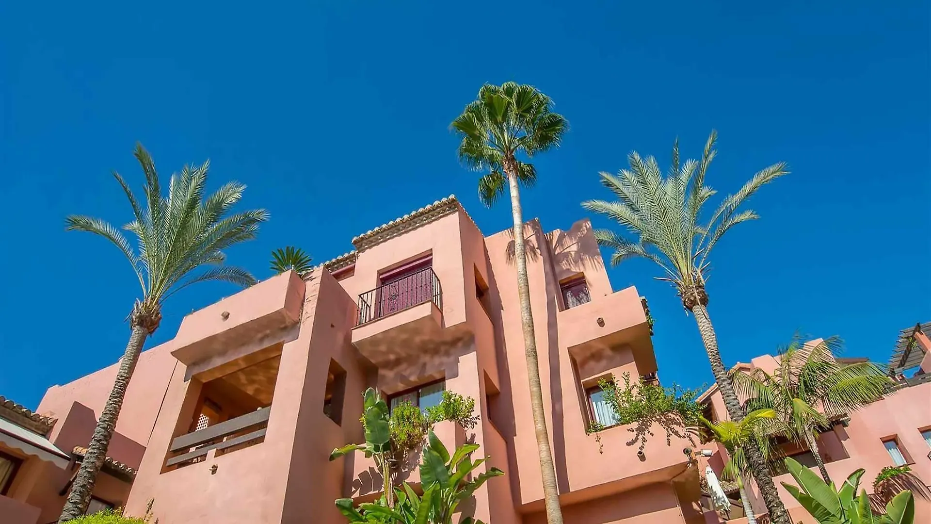 Elviria Beach Apartment Marbella